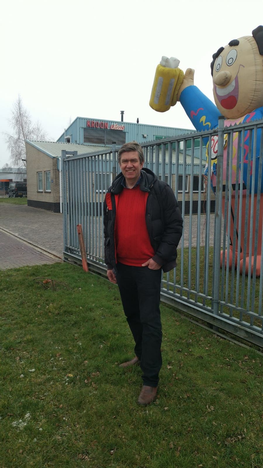 Er is er één jarig....!